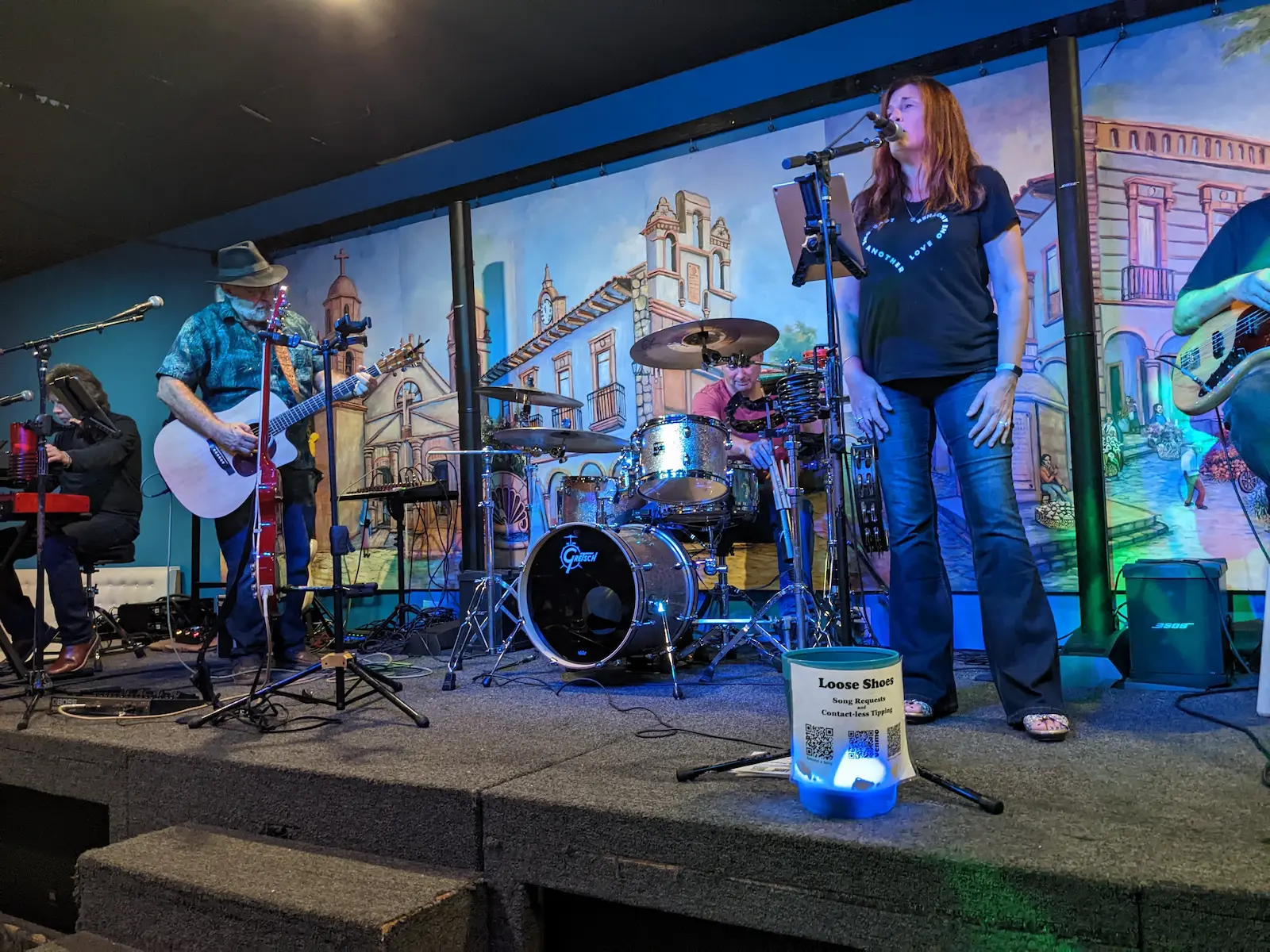 Loose Shoes Band