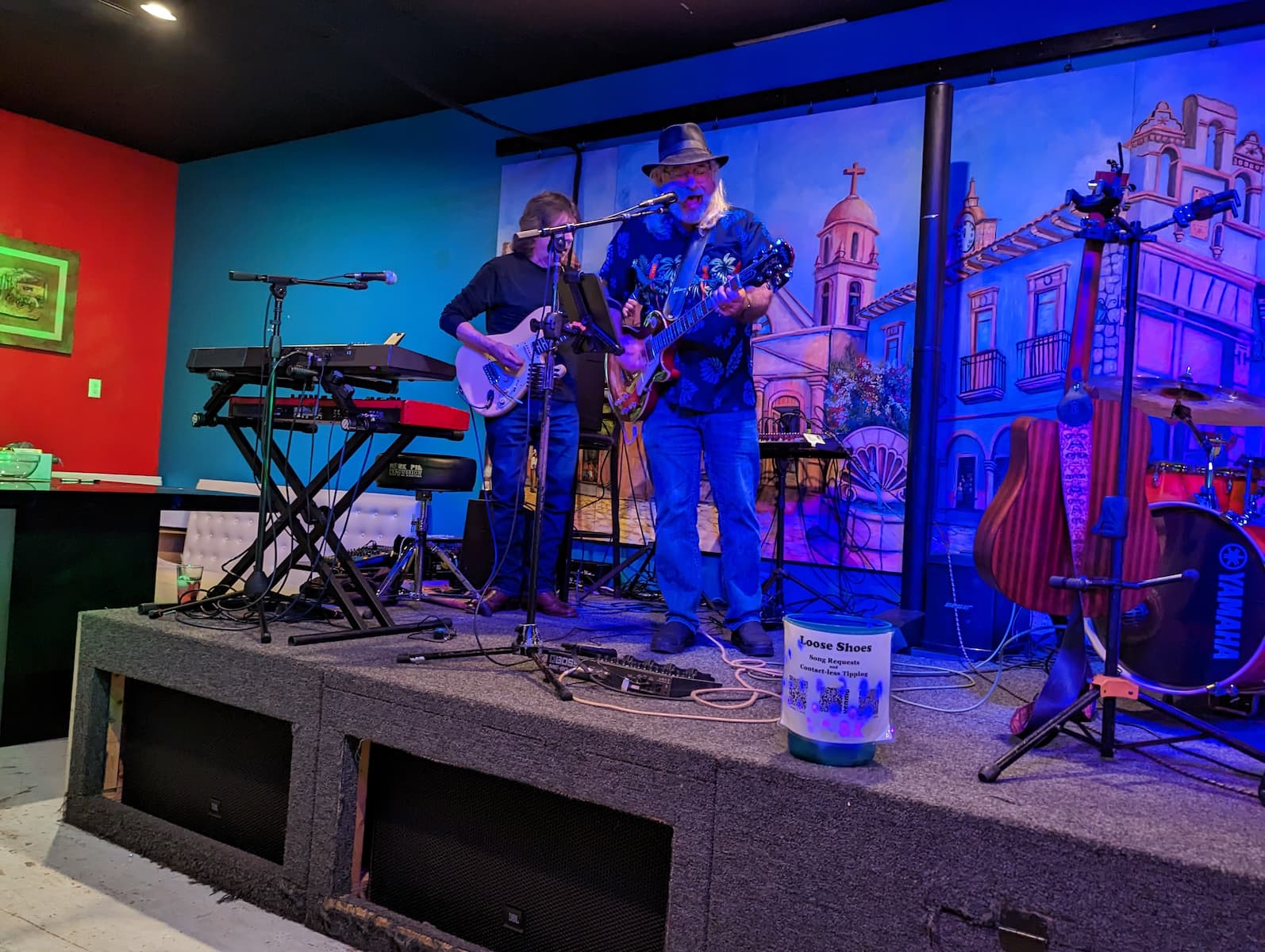 Loose Shoes Band