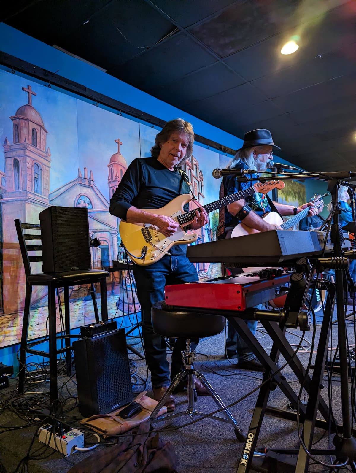 Loose Shoes Band