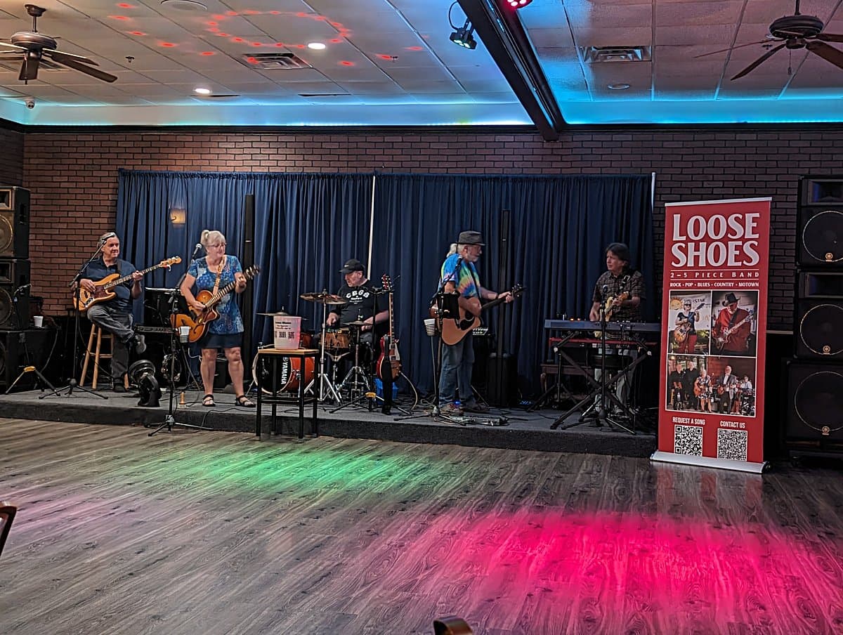 Loose Shoes Band