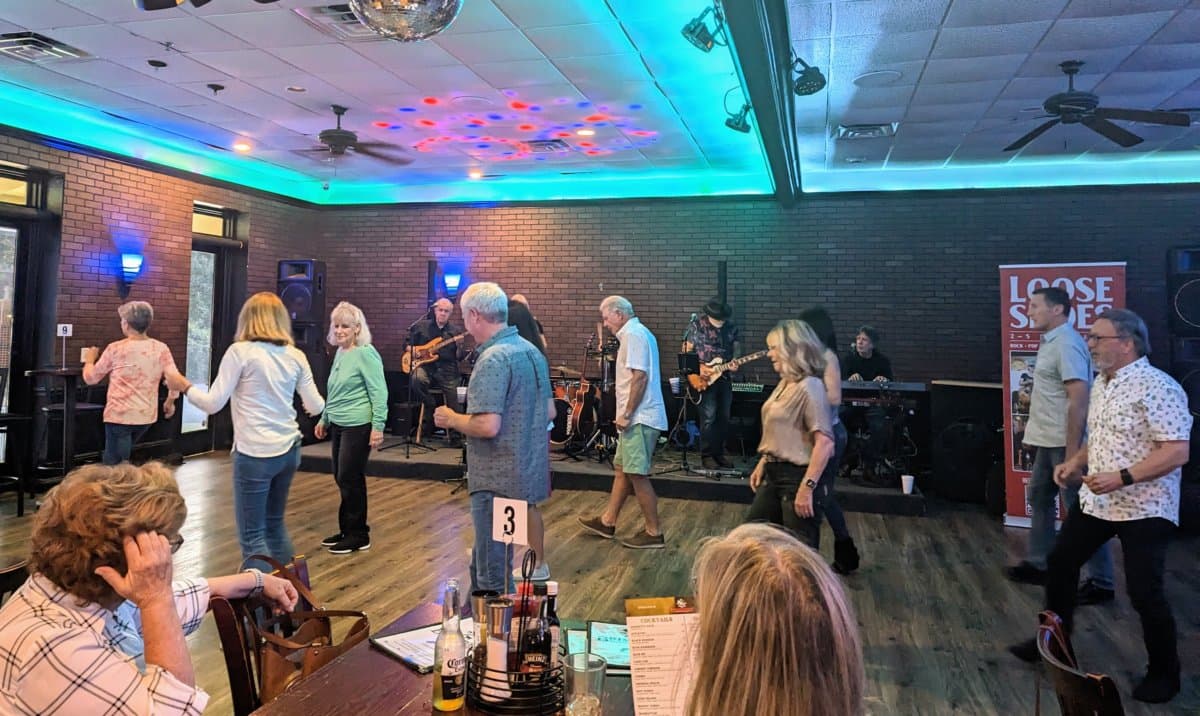 Loose Shoes Band