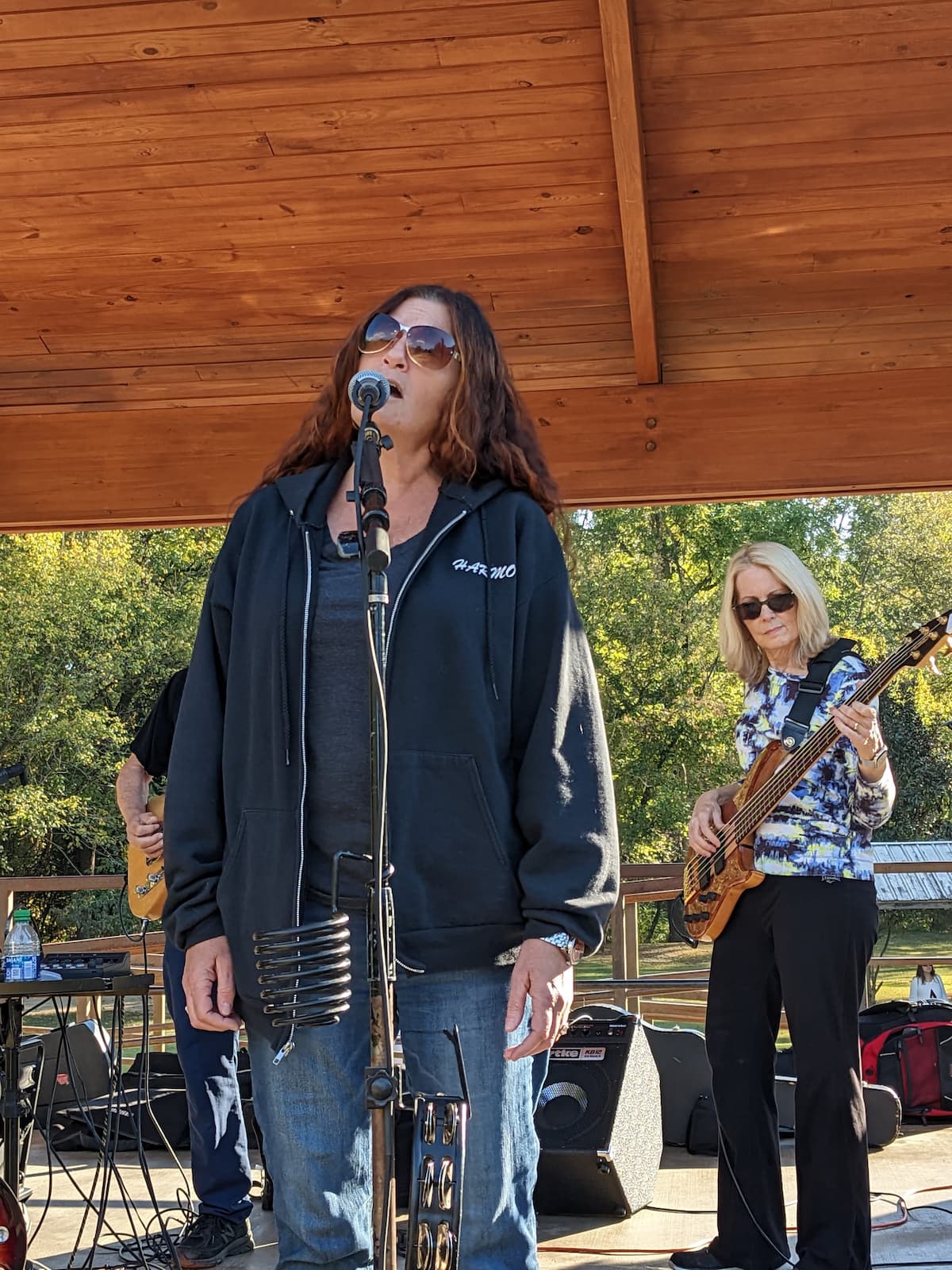 Loose Shoes Band