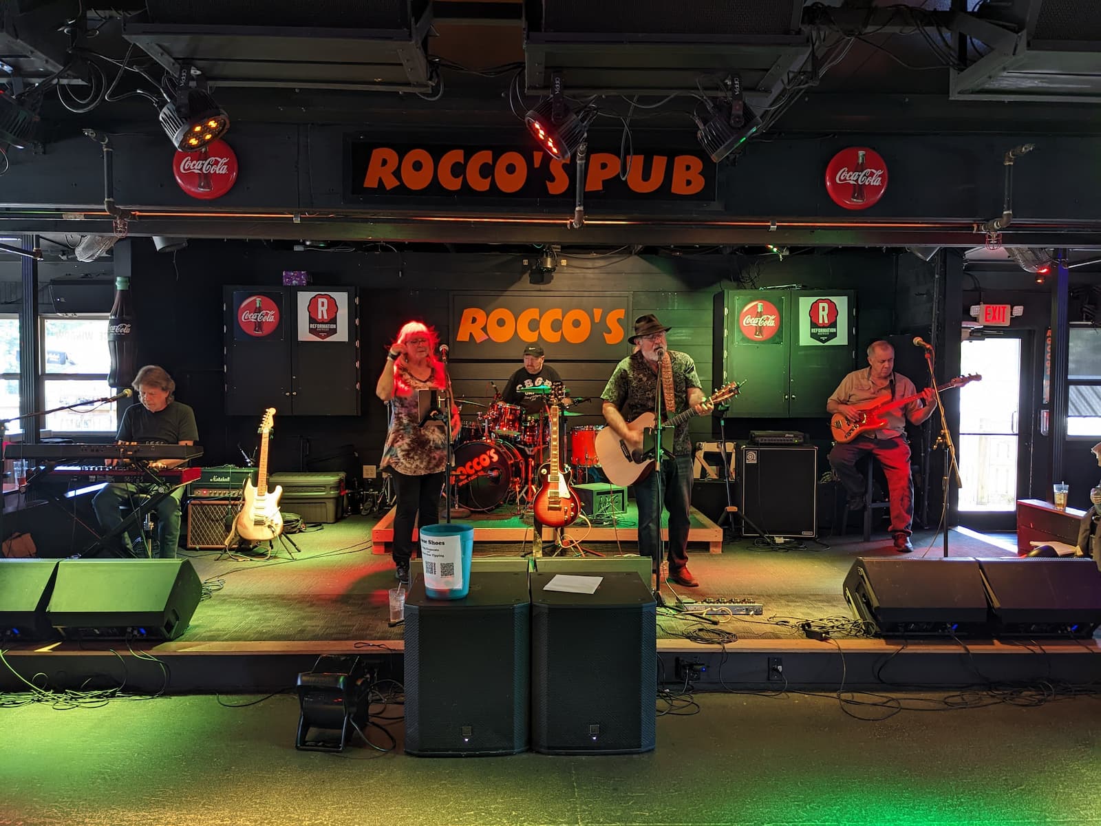 Loose Shoes Band