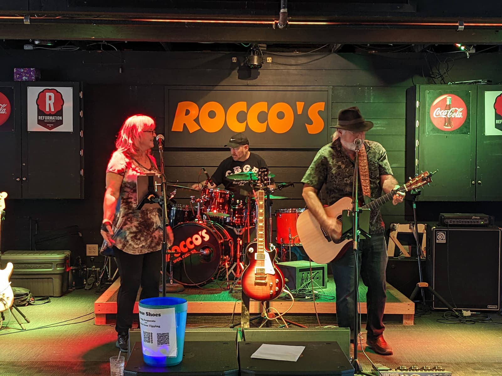 Loose Shoes Band
